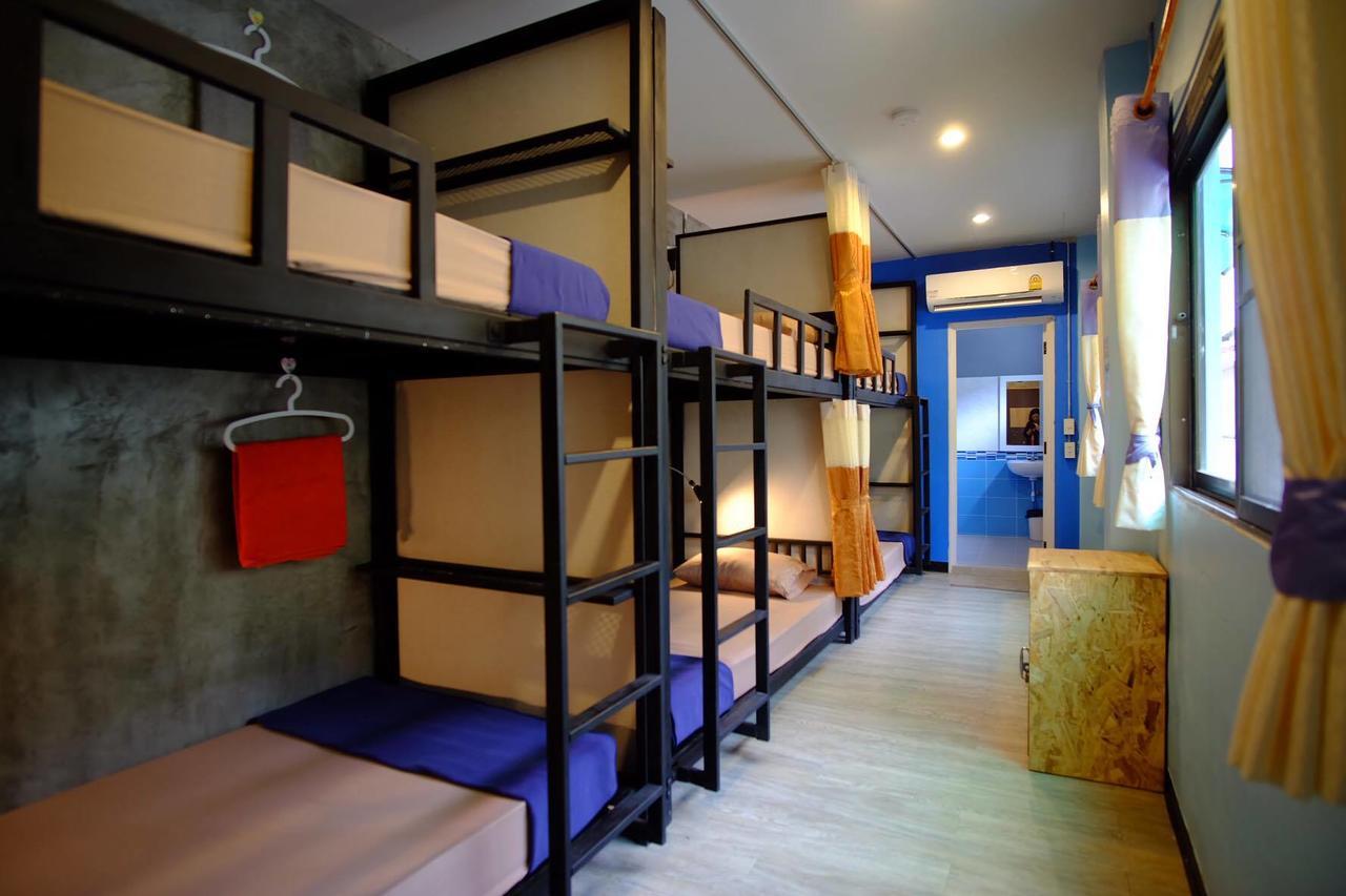 Nap Corner Hostel Фитсанулок Екстериор снимка